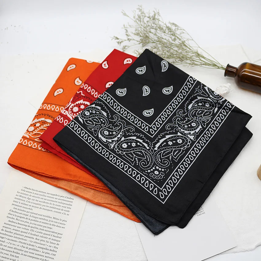 Bandana-Kopftuch Unisex Hip Hop Schwarzes Haarband Halstuch Sport Kopfbedeckung Handgelenkwickel Kopf Quadratische Schals Druck Taschentuch