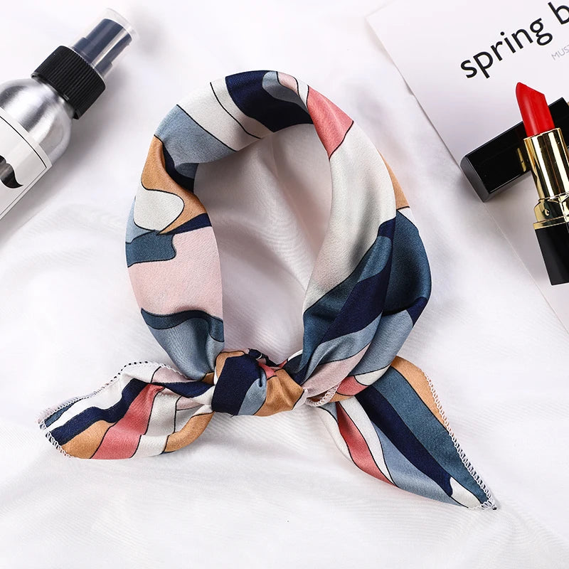 Foulard carré en soie 2023, mode satin de soie imprimé, petit foulard pour femme, foulard, bandana, châle, accessoires