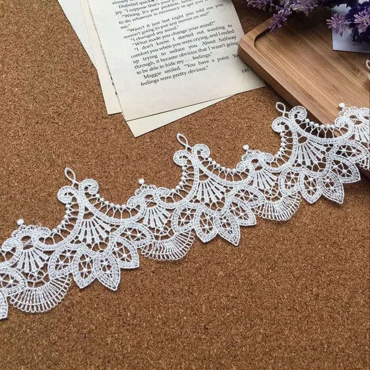 8.5CM Wide Luxury White Water Soluble Lace Exquisite Embroidered Ribbons Collar Applique Trim Curtains Dress DIY Sewing Supplies