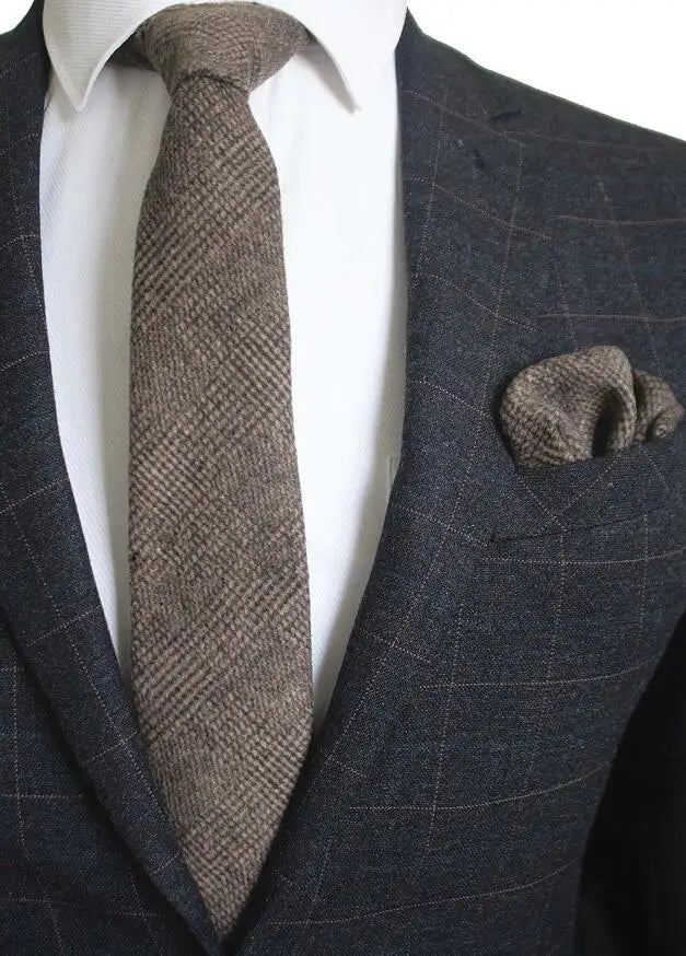 Cravate en laine Ricnais 8 cm, motif écossais solide, pour homme, ensemble cravate et mouchoir en cachemire de qualité, idéal pour une fête de mariage