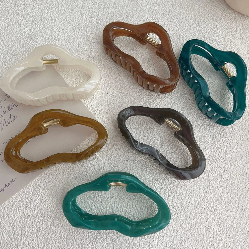 Elegant Clouds Hollow Out Hair Claws Clip Women Girls Jelly Acrylic Hair Clamps Plastic Hairpins Barrettes Hair Accessories