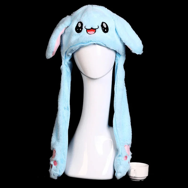 Bonnet mignon pour femme avec oreilles de lapin et peluche, chaud et lumineux, idéal pour l'automne et l'hiver, idéal pour les voyages en plein air ou les activités en plein air.