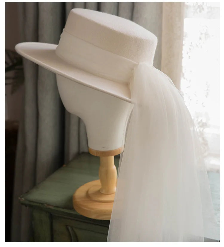 Haut-de-forme français rétro élégant haut de gamme avec coiffe en laine blanche haut-de-forme photographie de voyage H chapeau de mariage