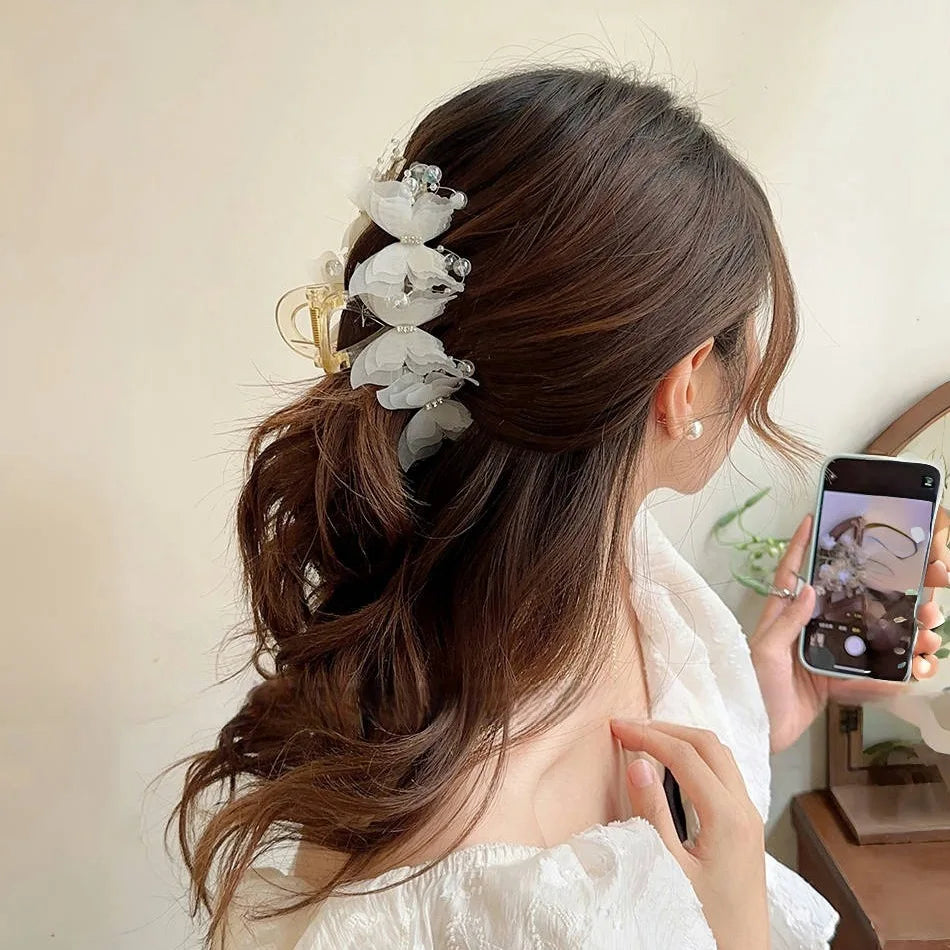 New Fashion Simulation Butterfly Hair Clips Women Elegant Pearl Bow Ponytail Clip Sweet Crab Claw Headdress Hair Accessories