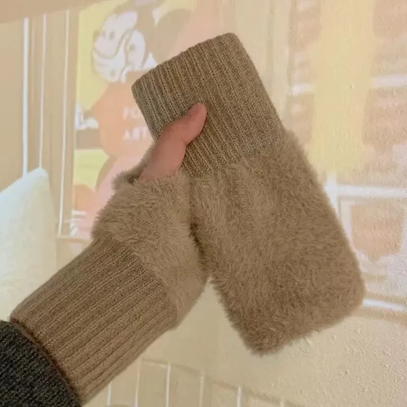 New Mink Fleece Half Finger Gloves for Women's Soft Winter Warmth Luxury Solid Color Plush Knitted Fingerless Gloves