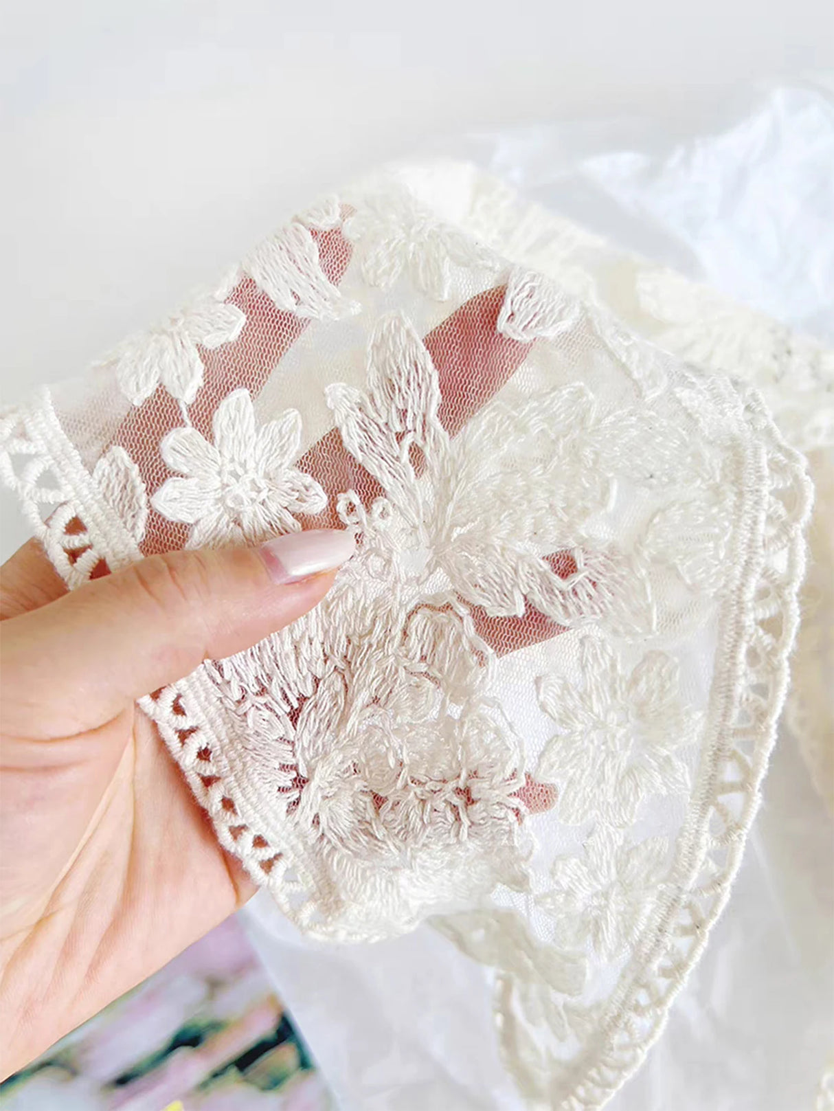 1 foulard triangulaire en dentelle rétro des années 1950, foulard brodé en dentelle, bandana floral au crochet pour femmes et filles