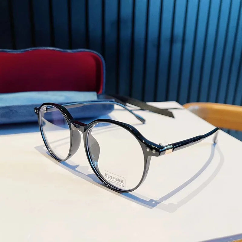 Blue Light Blocking Eyeglasses Frame Fashion Style Round Shape Glass Frames for Men Women TR90 Material Female Glass