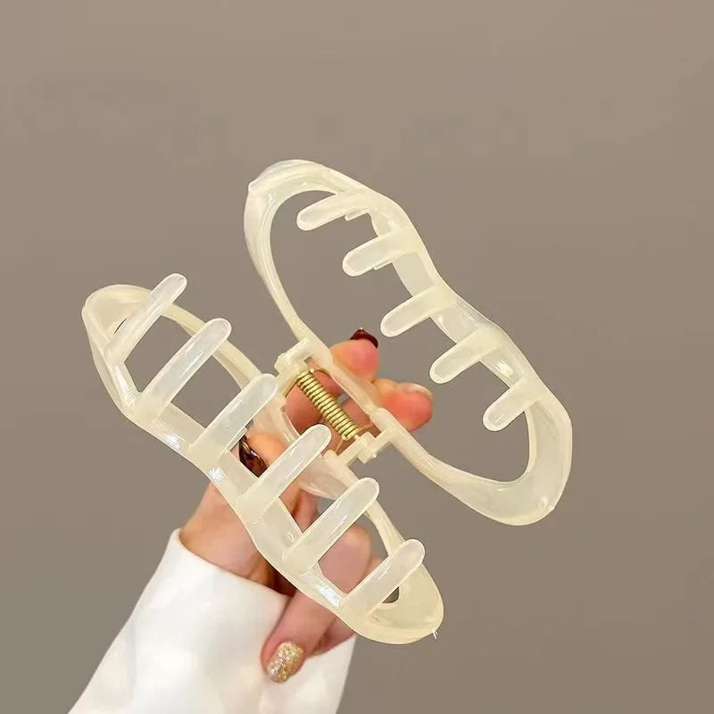 Elegant Clouds Hollow Out Hair Claws Clip Women Girls Jelly Acrylic Hair Clamps Plastic Hairpins Barrettes Hair Accessories