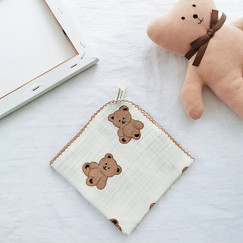 Cotton Baby Face Towel Newborn Baby Items 4 Layer Muslin Baby Bibs Handkerchief Soft Saliva Towel Triangle Feeding Burp Cloths