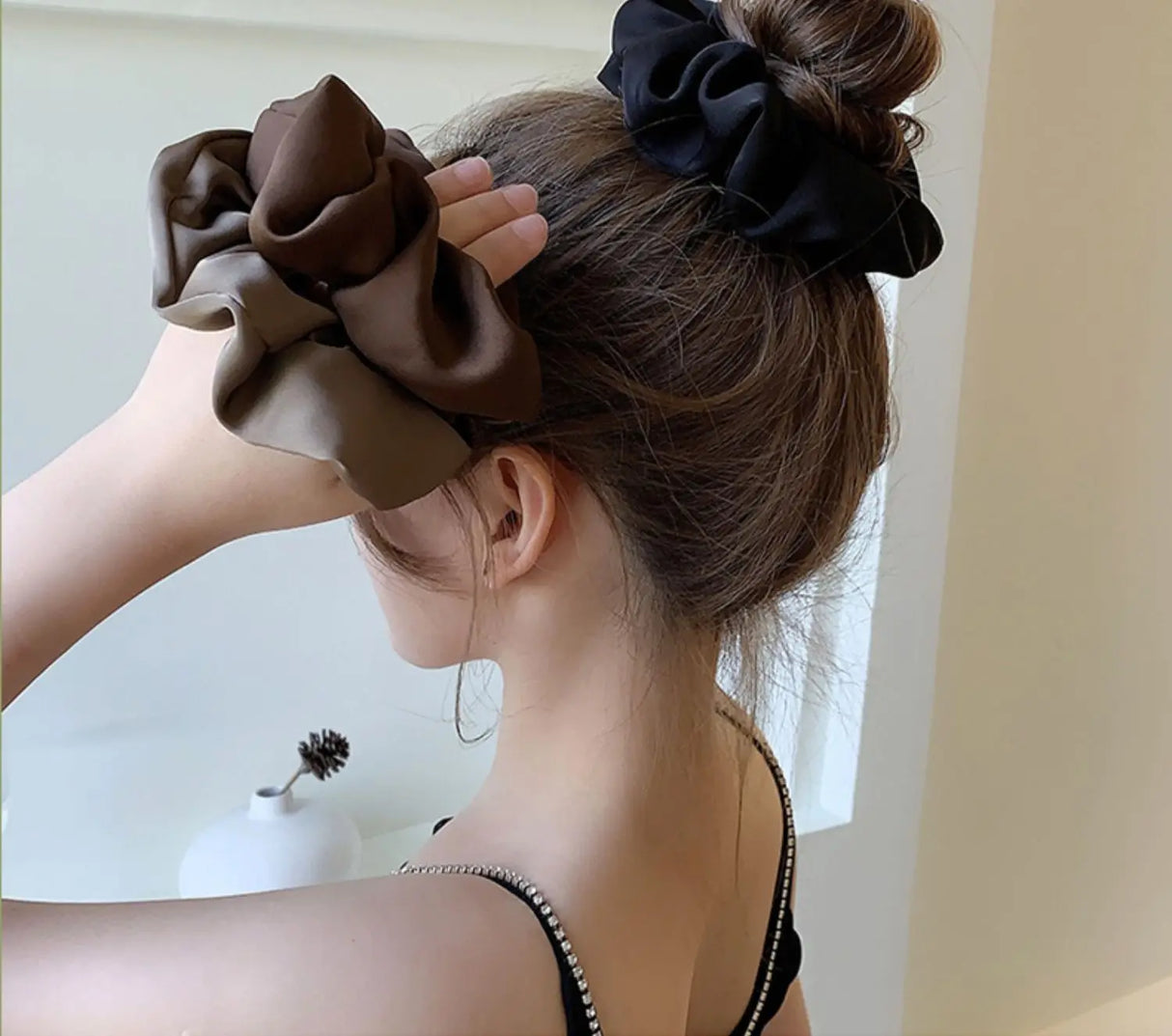 Korean Woman Big Elegant Silk Elastics Hair Band Girls Solid Color Scrunchies Hair Ties Ladies Ponytail Hold Hair Accessories