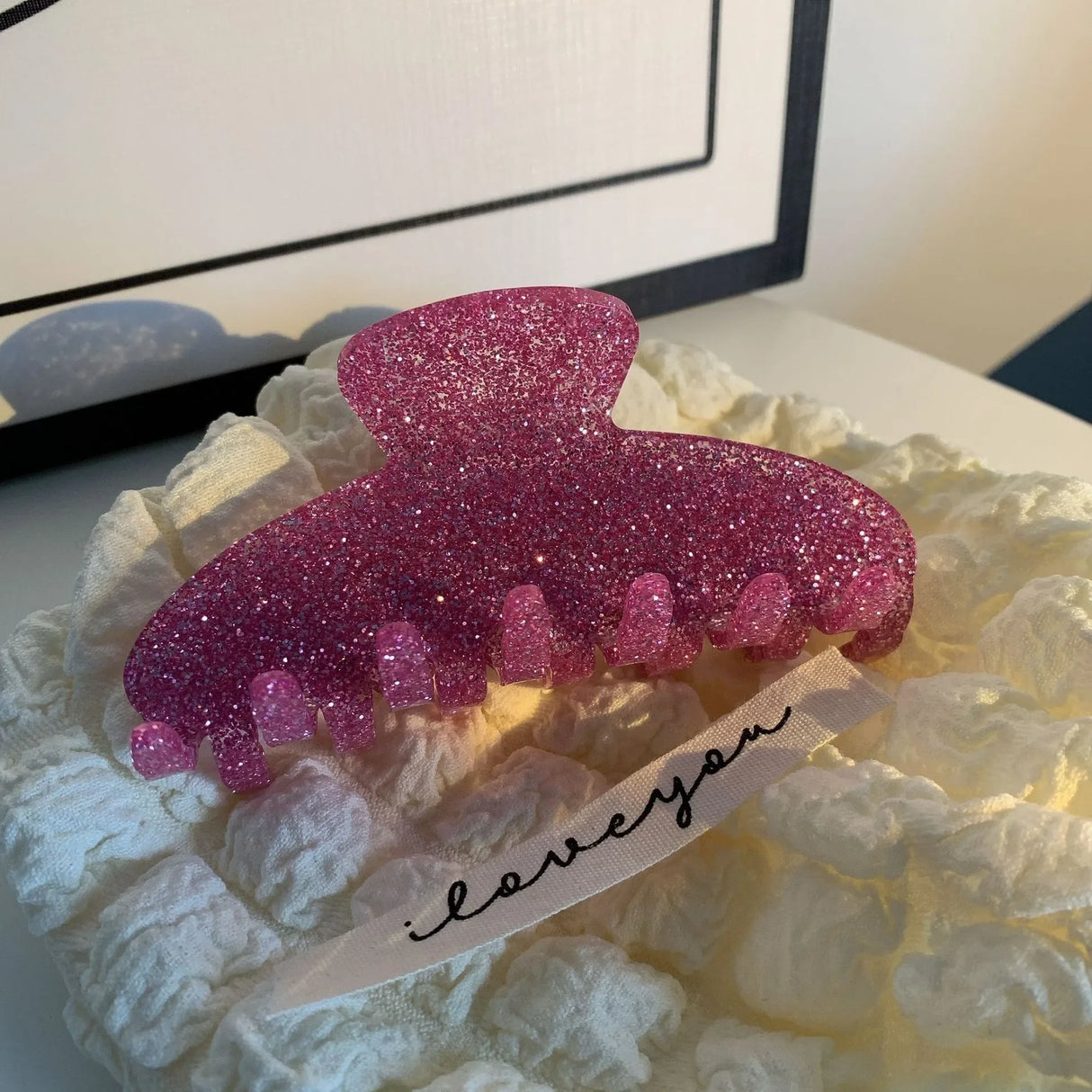 YHJ Vintage Glitter Hair Clip Acetate Claw Clip Bath Barrette Summer Crab Hair Clip Trendy Hair Clips Hair Accessories for Wome