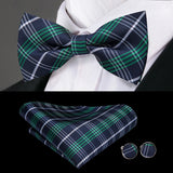 Hi-Tie Nœuds papillon verts de Noël pour hommes Cravate papillon en soie Ensemble de boutons de manchette et mouchoirs pour fête de mariage Nœud papillon uni à carreaux cachemire