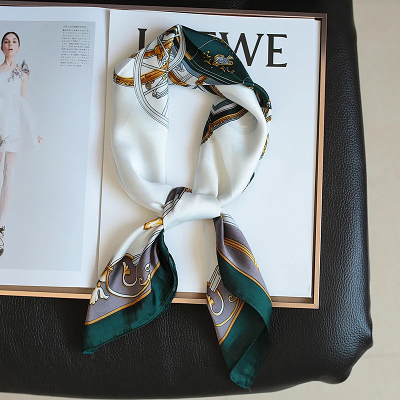 Foulard en satin de soie de luxe pour femme, châle carré imprimé pour femme de 70 cm et foulard Wrpas pour bandeau foulard pour femme