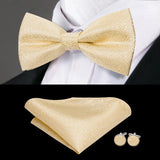 Hi-Tie Nœuds papillon verts de Noël pour hommes Cravate papillon en soie Ensemble de boutons de manchette et mouchoirs pour fête de mariage Nœud papillon uni à carreaux cachemire