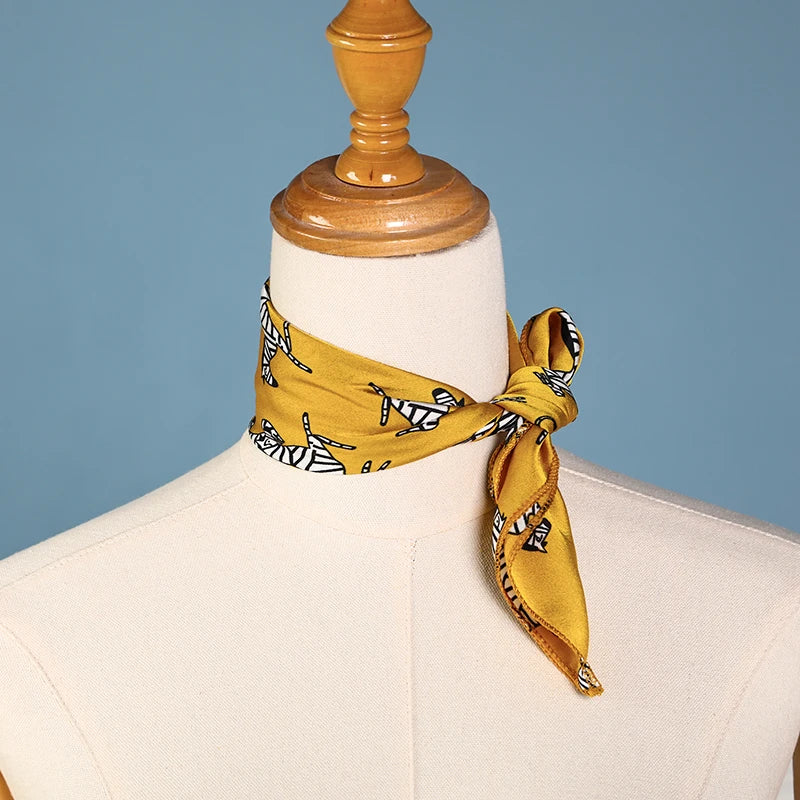 Foulard carré en soie 2023, mode satin de soie imprimé, petit foulard pour femme, foulard, bandana, châle, accessoires