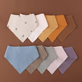 Bavoirs bébé absorbants d'eau de couleur unie, écharpe triangulaire en coton doux, serviette de salive pour nouveau-né, bavoirs à bouton-pression, articles pour bébé