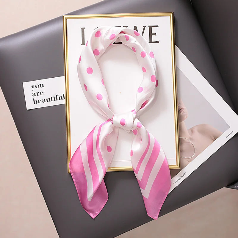 Foulard en satin de soie de luxe pour femme, châle carré imprimé pour femme de 70 cm et foulard Wrpas pour bandeau foulard pour femme