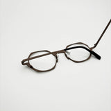 Wcwe Belight Optical Belgium Geometry Irregular Shape Titanium Eyewear Spectacle Frame Men Women Eyeglasses