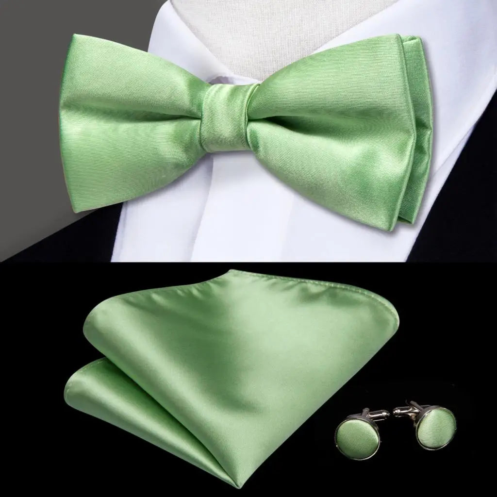 Hi-Tie Nœuds papillon verts de Noël pour hommes Cravate papillon en soie Ensemble de boutons de manchette et mouchoirs pour fête de mariage Nœud papillon uni à carreaux cachemire