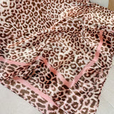 Foulard carré d'été en soie imprimé léopard pour femme, bandeau pour cheveux, grand hijab, bandana, châle, nouveauté printemps 2022
