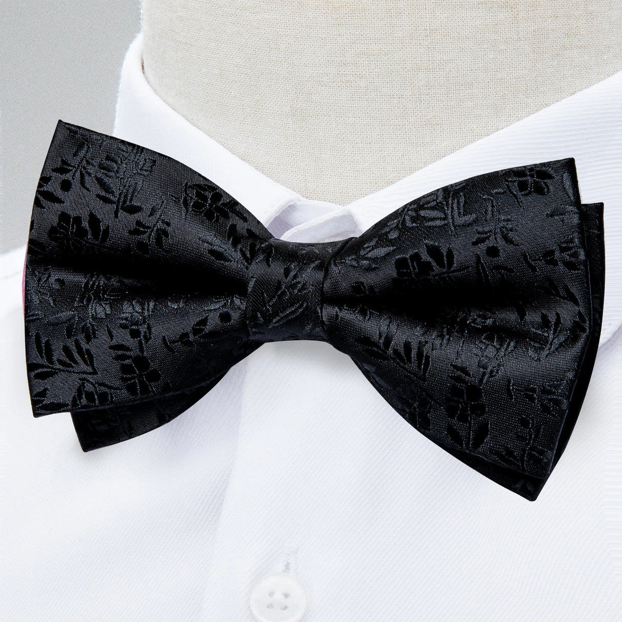 Classic Black Men Bow Ties 100% Silk Bowties Butterfly Pocket Square Cufflinks Set Suit Paisley Gold Pre-Tied Bow Tie DiBanGu