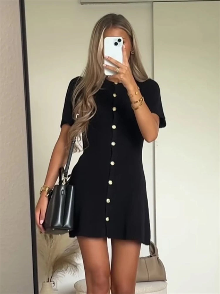 Robe courte élégante en tricot Trendix pour femme, coupe slim, taille haute, manches courtes, côtelée, idéale pour les vacances