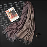2022 Winter Frauen Schal Fashion Solid Weiche Kaschmir Schals für Dame Pashmina Schals Wrap Decke Bandana Weiblich Foulard Quaste