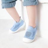 Chaussures de printemps populaires pour bébés, maille tricotée, respirantes, pour filles et garçons de 0 à 3 ans, baskets décontractées à enfiler, antidérapantes, pour tout-petits, pré-marcheurs