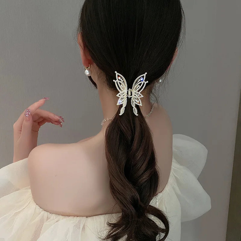 Kiss Jewelry Luxury Butterfly Hair Claw Clip Gold Plated Rhinestone Pearl Hairpin Women Korean Fashion Headwear Hair Accessories