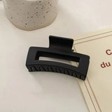 Pinces à cheveux carrées noires en acrylique pour femmes, grandes pinces à cheveux géométriques mates et givrées, style requin, minimalistes, pour le quotidien
