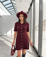 Robe courte élégante en tricot Trendix pour femme, coupe slim, taille haute, manches courtes, côtelée, idéale pour les vacances