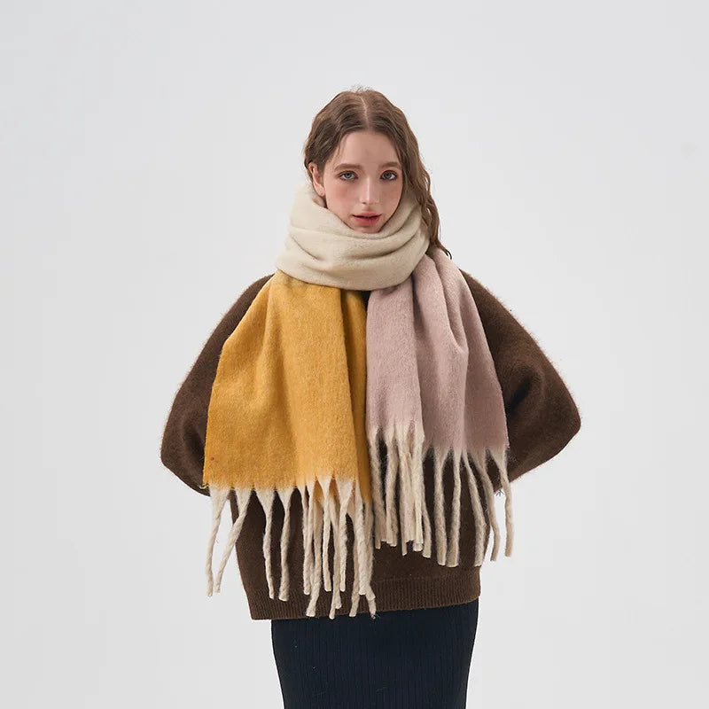 Écharpe coréenne à rayures et pompons pour femme, style dégradé de couleurs, style hiver, en imitation cachemire, douce et coupe-vent