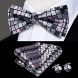 Hi-Tie Marque Soie Pré-noué Homme Nœud Papillon Mouchoir Boutons de Manchette Ensemble Nœud Papillon pour Homme Jacquard Solide Cachemire Floral Mariage Cadeau d'Affaires