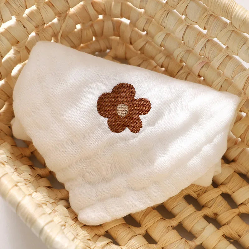 Serviettes de salive pour bébé en coton brodé à 6 couches, lingettes pour les mains et le visage, bavoir pour nouveau-né, mouchoir pour enfant, gant de toilette doux pour tout-petit