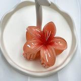 2024 Bohemian Beach Vacation Frangipani Egg Flower Hair Clips Lily Flower Hawaii Beach Hair Claw for Women Girl Hair Accessories