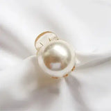 Pinces à cheveux rondes en perles pour femmes et filles, barrettes chics, épingles à cheveux en forme de crabe blanc, accessoires de coiffure tendance