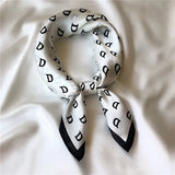 Foulard carré en soie à rayures noires et blanches pour femme, marque de luxe, étoles de plage, bandeau en satin, châle, bandana