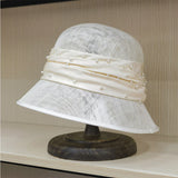 Linen British Women's Hat Summer Hat Flat Top Hat Breathable Leisure Pearl Satin Top Hat Seaside Sunshade Hat Elegant Noble Hat