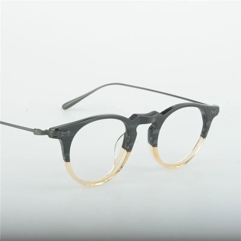 Japanese fashion eyeglass frame with circular frames made of pure titanium for both men and women