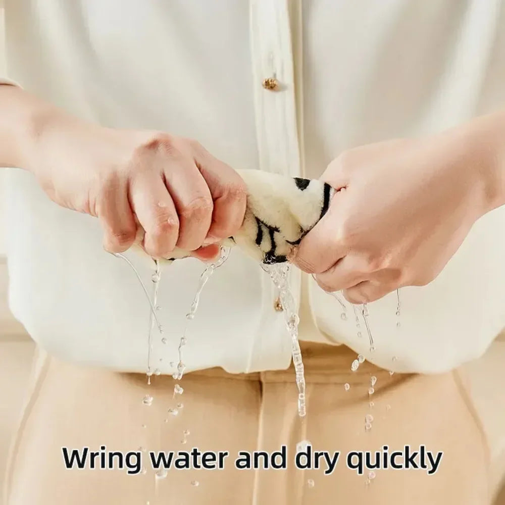 Hanging Hand Towel Home Coral Fleece Hands Towel Kitchen Hanging Washcloth Double-layer Thickened Speed Absorbent Handkerchief