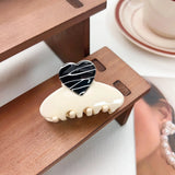 Trendy Acetate Medium Floral Patchwork Color Heart Hair Claw Clips Cute Sweet Shark Clip Ponytail Clip Girls Summer Accessories