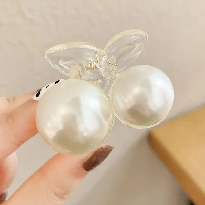Pinces à cheveux rondes en perles pour femmes et filles, barrettes chics, épingles à cheveux en forme de crabe blanc, accessoires de coiffure tendance