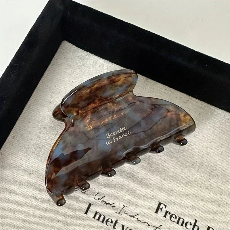 French Women's Hair Clips Elegant Acetate Hair Claw Medium Size Sweet Shark Clip Exquisite Girl Hairs Accessories Headwear 2024