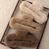 Winter Plush Square Hair Claw for Women Korean Elegant Acrylic Hairpins Faux Fur Hair Clip Pink Barrette Crab Hair Accessories