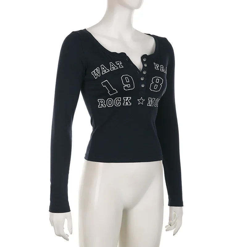 Black T-shirt Women Autumn Letter Print Streetwear Long Sleeves O-Neck Bodycon Sexy Top Button Fashion Casual Slim Tees Female