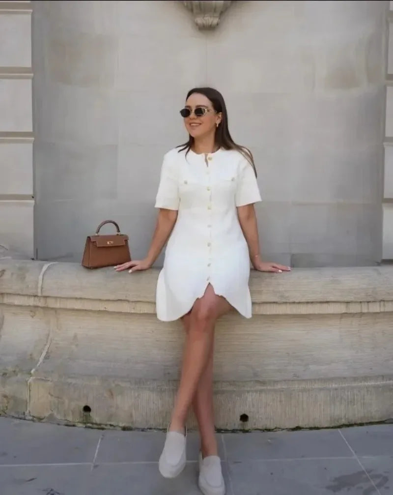 Robe courte élégante en tricot Trendix pour femme, coupe slim, taille haute, manches courtes, côtelée, idéale pour les vacances