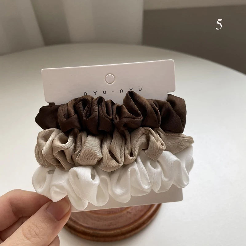 Lot de 3 élastiques à cheveux en soie faits à la main, en satin soyeux, pour queue de cheval, couleur café noir et blanc