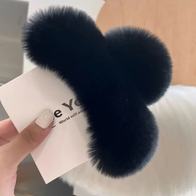 Vintage Women Large Real Otter Rabbit Plush Hair Clip Korea Autumn and Winter Elegant Shark Claw Girl Sweet Hair Accessories