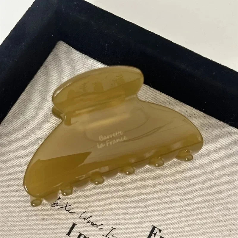 French Women's Hair Clips Elegant Acetate Hair Claw Medium Size Sweet Shark Clip Exquisite Girl Hairs Accessories Headwear 2024
