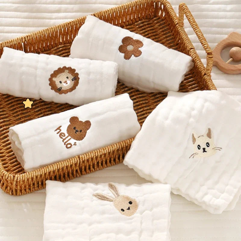 Serviettes de salive pour bébé en coton brodé à 6 couches, lingettes pour les mains et le visage, bavoir pour nouveau-né, mouchoir pour enfant, gant de toilette doux pour tout-petit